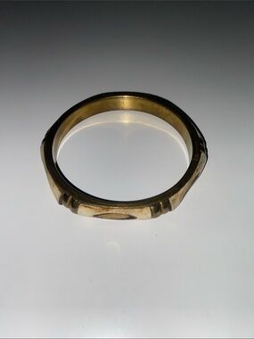 Antique-Style Brass Bangle Bracelet - Golden Tone